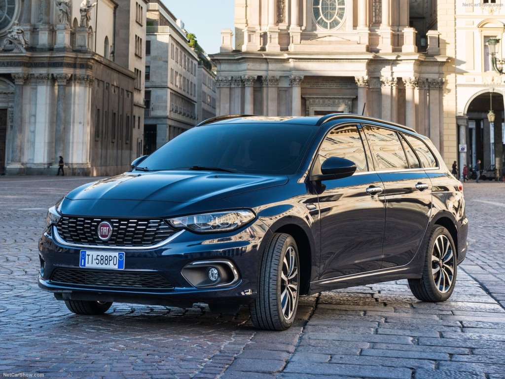 Fiat-Tipo_Station_Wagon-2017-1600-02