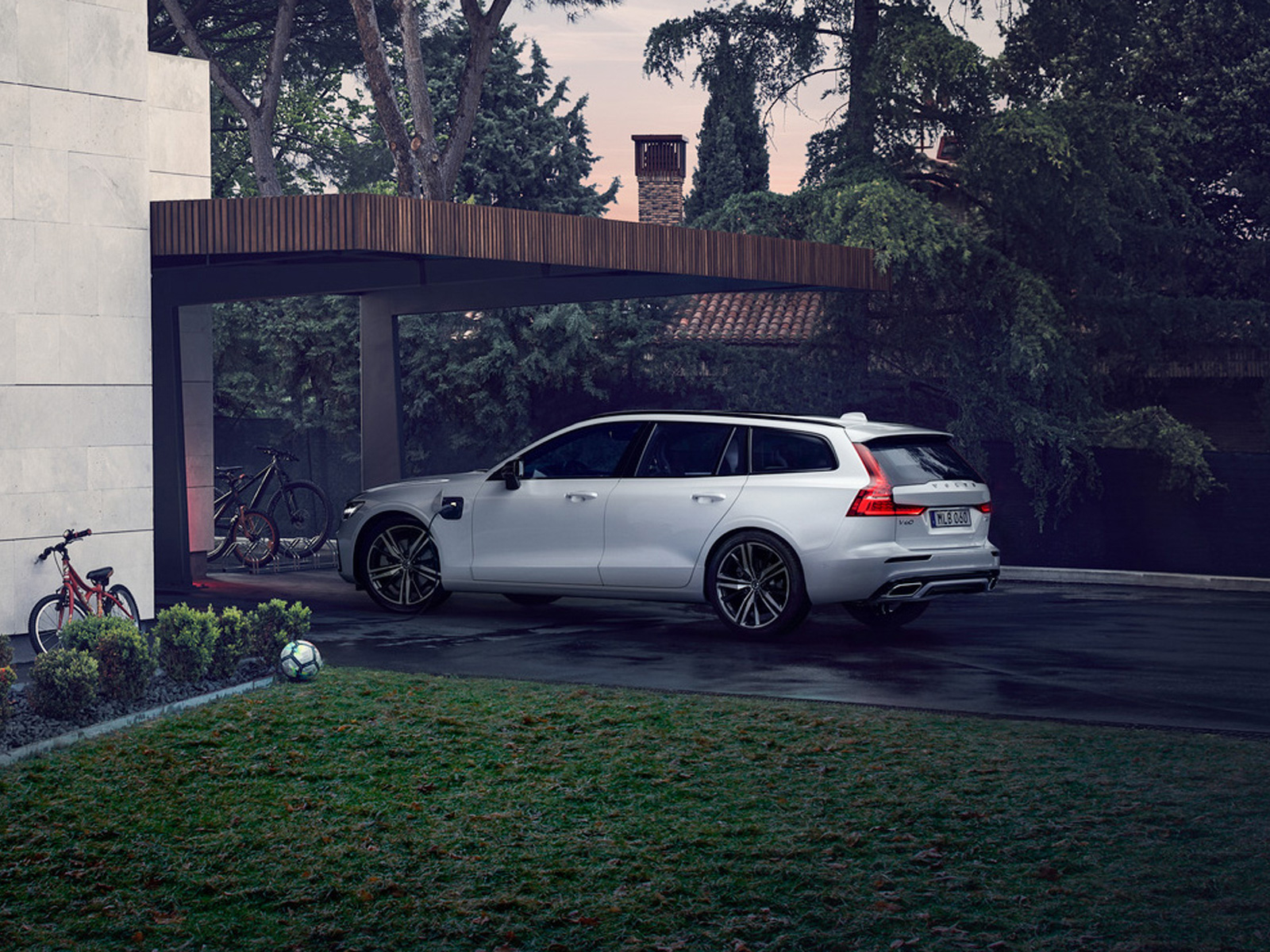 Volvo V60 Nowości motoryzacyjne na Fleet Market 2019